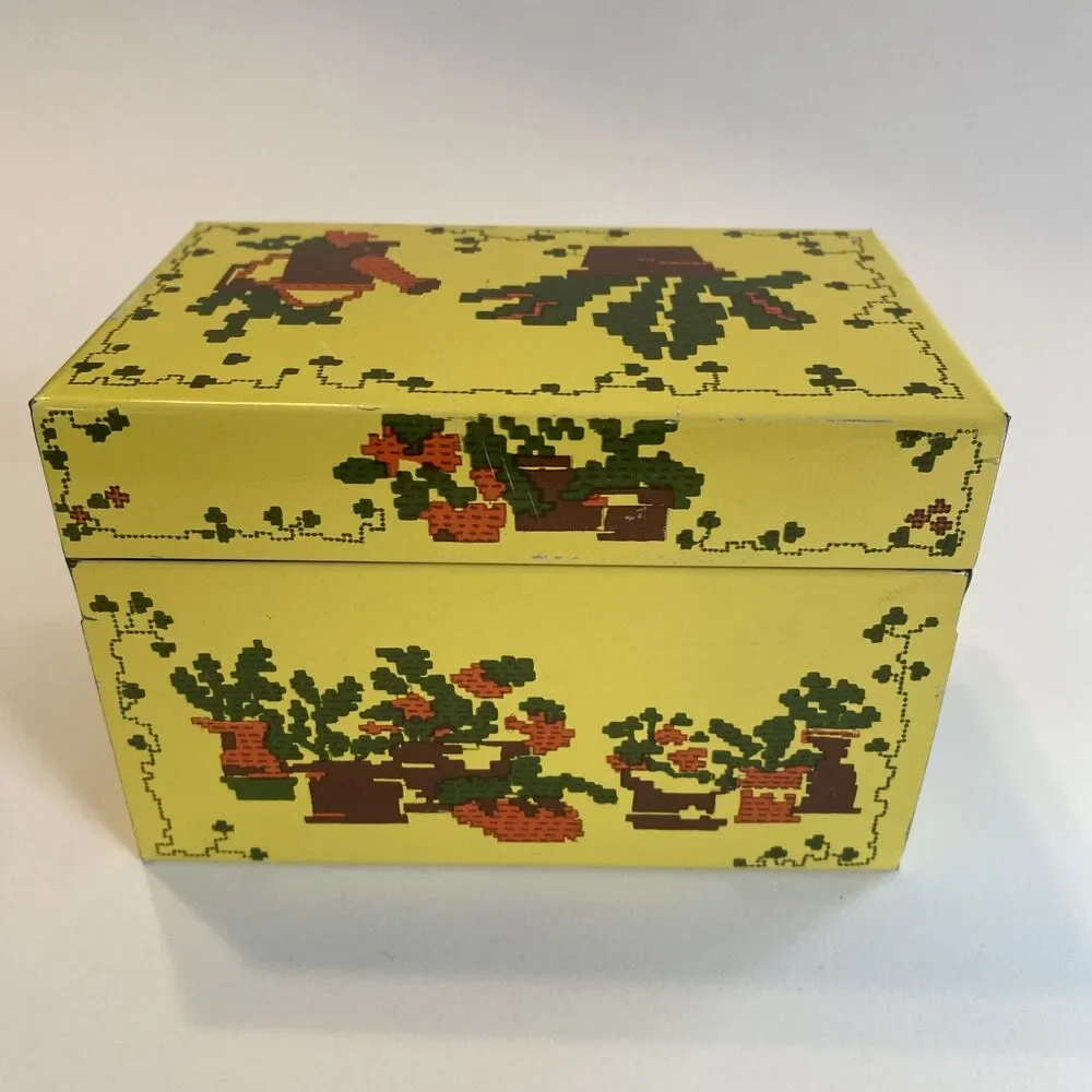 Vintage CROSS STITCH Themed Metal Recipe Box Floral Cactus Syndicate MFG Empty